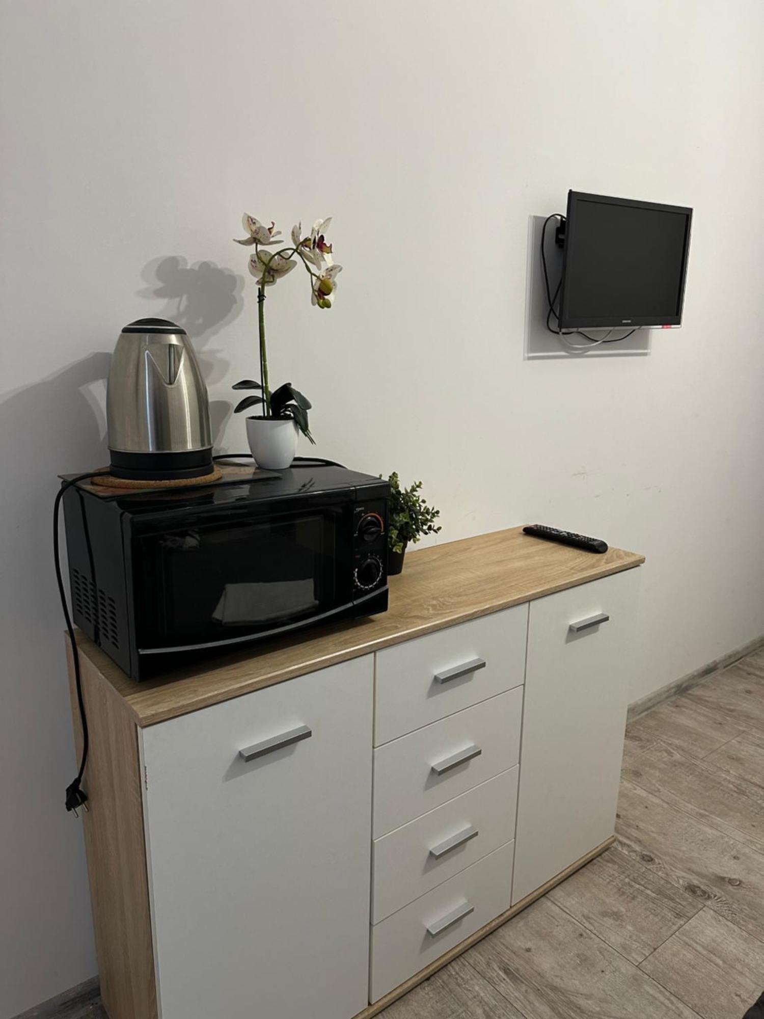 Apartment Nr 5 Lub 6 Przy Sali Kominkowej