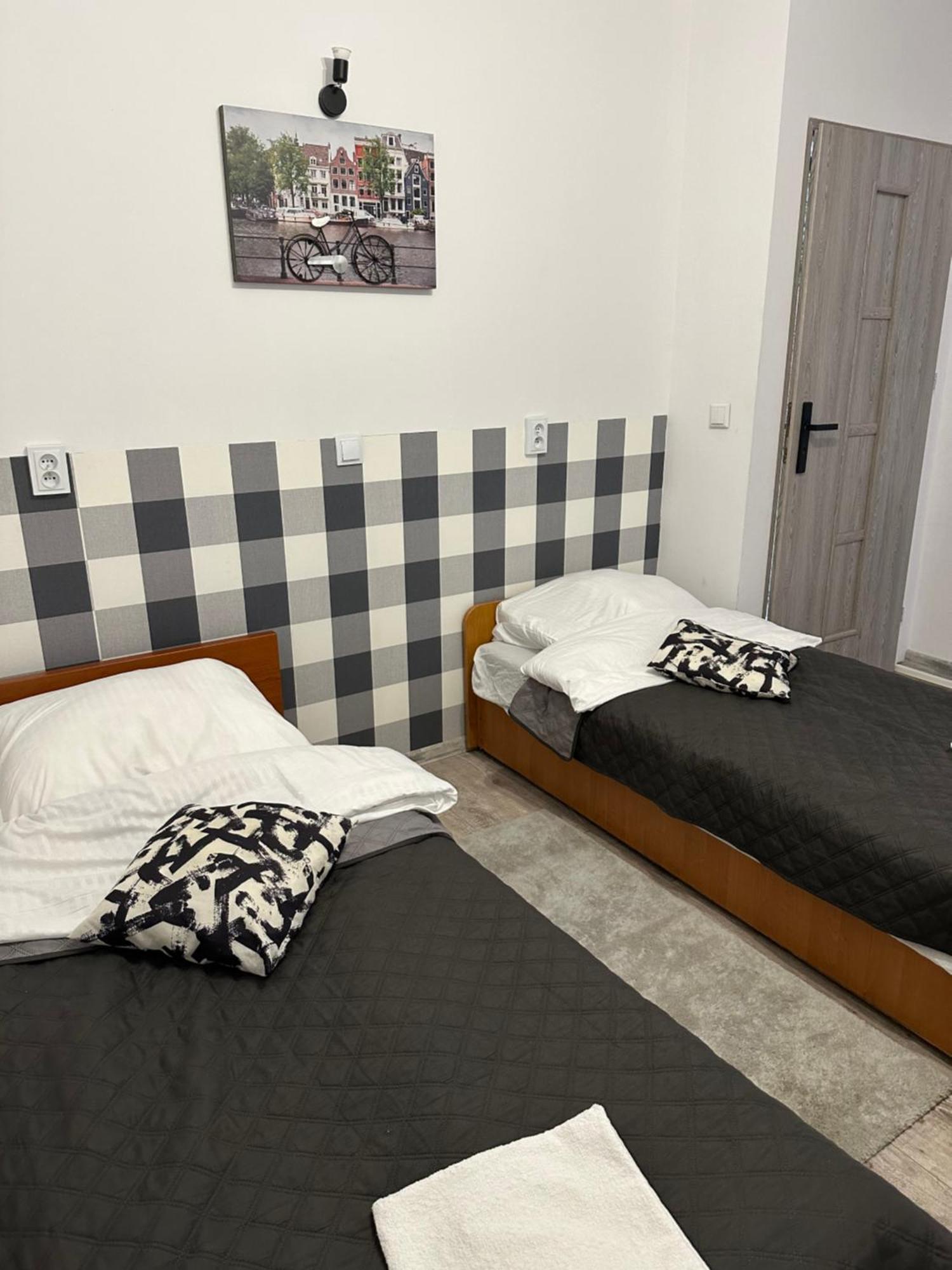 Nr 5 Lub 6 Przy Sali Kominkowej Apartment